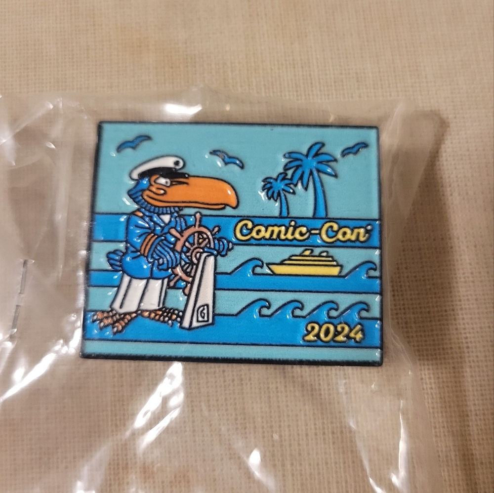 SDCC 2024 Comic Con Exclusive Pin Toucan NEW